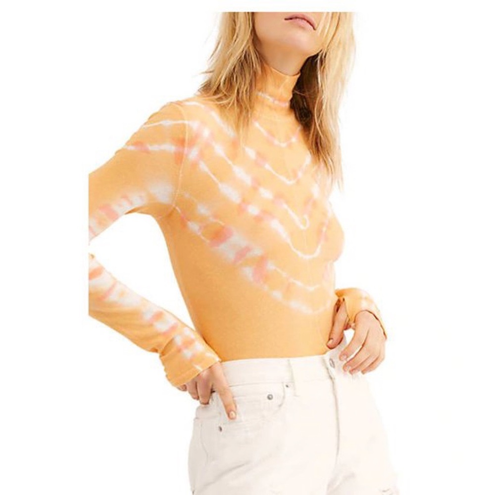 Free People  Turtleneck